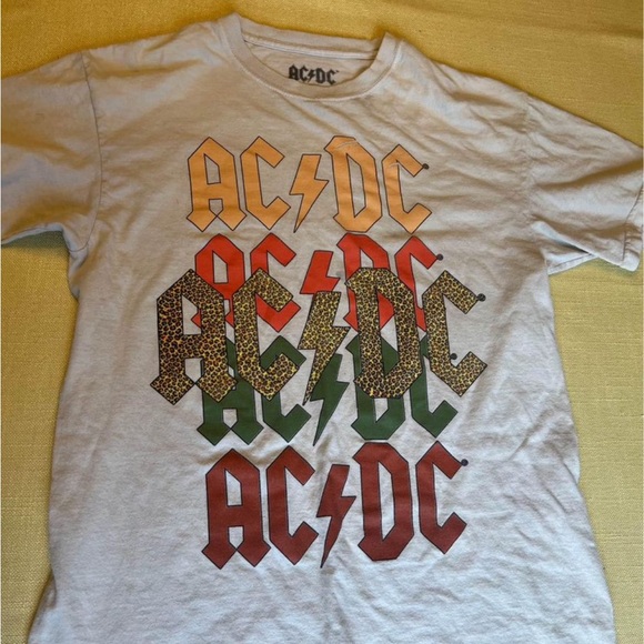 AC DC T-shirt - Picture 1 of 3